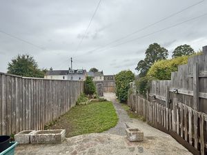 Photo 6- click for photo gallery